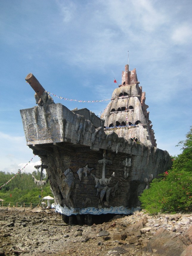 Южные острова залива Нячанг (Southern islands)